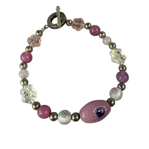 Vintage Glasperlen Armband mit Knebelverschluss & rosa weißen silbernen Akzenten - Bild 1 von 22
