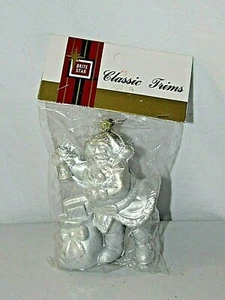 BRITE STAR CLASSIC TRIMS SILVER GLITTER PLASTIC SANTA CLAUS X-MAS TREE ORNAMENT - Picture 1 of 4
