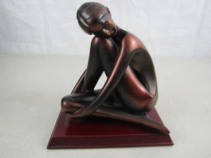 Beautiful Bronze-Toned Art Deco Posing Lady Sculpture - Picture 1 of 10