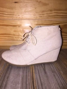 Call It Spring Wedge Ankle Boots/Shoes Lace Up Beige Canvas Women’s SZ 6.5 - Picture 1 of 11