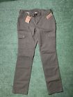 NWT Duluth Trading Fire Hose Relaxed Curvesetter Waist Pants 34701 Womens 14x35