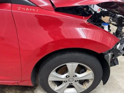 Hyundai Elantra 2011-2016 pasajero guardabarros derecho sedán Foto 1 de 4