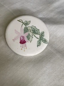 Vintage Ceramic Fushia Flower Metal Shank Button FF-48 - Picture 1 of 5