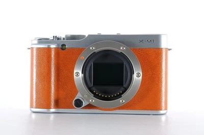 Fujifilm X-M1 Brown Mirrorless Digital Camera Body [Near Mint w/Charger] from JP - Image 1 of 4