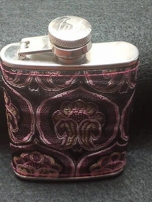 Frasco de cadera de acero inoxidable de 3 oz. Envoltura de tela de cachemir púrpura by Lifepod Foto 1 de 2