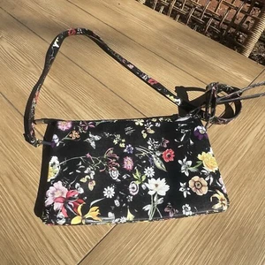 Schwarze Blumen Clutch Umhängetasche Handgelenktasche Handtasche Frühling Blumen Hochzeit - Bild 1 von 8