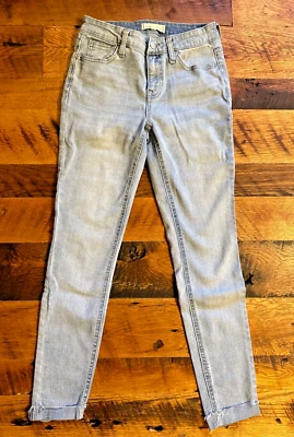 Francesca's Skinny Jeans Size 25 Light Wash Mid-Rise Classic American Teen Tween - Image 1 of 4
