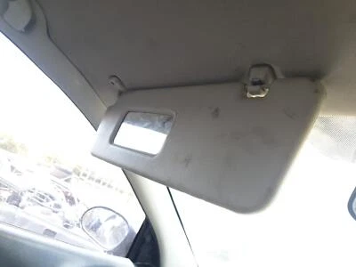HOLDEN COMMODORE 09/1997-09/2002 LEFT SUN VISOR VT-VX - image 1 of 4