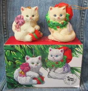 LOT OF 2 WHITE CAT ORNAMENTS Vintage TOM WAT Christmas Tree Ornaments BX - Picture 1 of 3