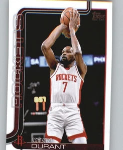 2025-26 Topps Flagship Basketball Giannis Bucks Team Card - Picture 1 of 2