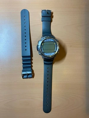 Tauchcomputer Suunto Stinger - Bild 1 von 2