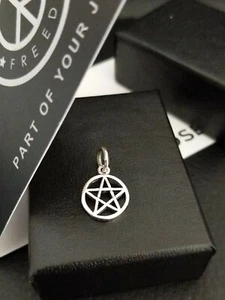 Pequeño Pentáculo Pentagrama Bruja Pagana Wicca Dije Colgante Plata 925 + Caja de Regalo - Imagen 1 de 3