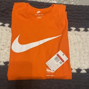 Nike Men's Sportswear T-Shirt Active Short Sleeve Graphic Tee - Picture 1 of 2