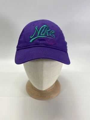 Gorra juvenil Nike púrpura talla 4-6X escritura con 72 estampillas Foto 1 de 4