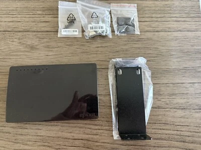 Tenda TEG1008M 8 Ports Plug-And-Play Gigabit Ethernet Switch - Image 1 of 2