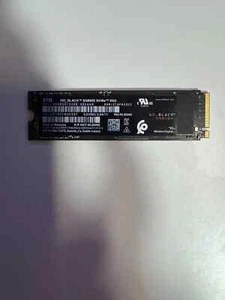 WD BLACK 8TB SN850X NVMe Internal Gaming SSD Gen4 PCIe M.2 2280 WDS800T2X0E - Photo 1/4