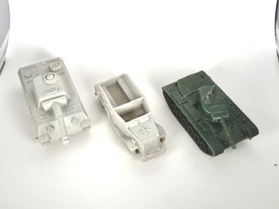 Original Marx WWII Tank & Half track, plus Auburn U. S. Tank. - Image 1 of 4