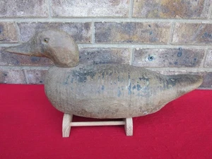 Antiguo señuelo de madera de pato de gallina mallarda Hudson Pascagoula MS Duo-Sta con soporte Koss - Imagen 1 de 9