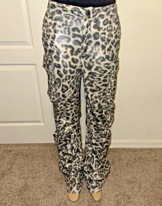 NWT LADIES SZ L STEVE MADDEN DUO SEQUIN BLACK & SILVER/GRAY LEOPARD CARGO PANTS - Picture 1 of 11