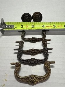 Lot of 4 Vintage Brass Drawer Pulls- 2 Inch Plus 2 Knobs - Picture 1 of 4