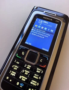 Nokia E90 with Cyrillic keypad (Sim Free) - Bild 1 von 19