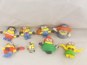 Paquete de 8 figuras de Minions Despicable Me tapas de pastel - Imagen 1 de 1