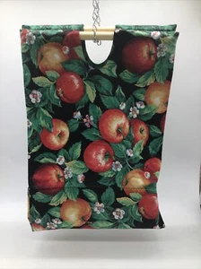 Vintage Handmade Fabric Apple Design Casserole/Pie Carrier W/Wooden Handles - Picture 1 of 15