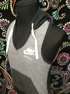 Nike Training Shirt Womens Medium Black Hooded Sleeveless Running Gym Workout - Picture 1 of 6