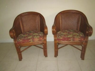 Tommy Bahama Estilo Bambú Mimbre Brazo Silla Bastón Acento Juego de Dos Envío Extra Foto 1 de 4