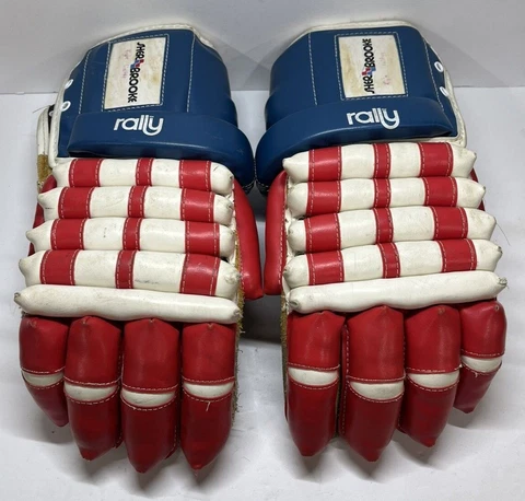 Vintage 70's Rally Hockey Gloves Sher-Brooke Armor Plate #5 23 2347 Red Blue Cover