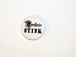 Harry Potter Button Pin- #54 Prefects Stink - Picture 1 of 2