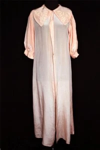 RARE VINTAGE 1930'S-1940'S RAYON  PEACH SATIN LONG  ROBE QUILTED COLLAR SZ 8-10 - Picture 1 of 1