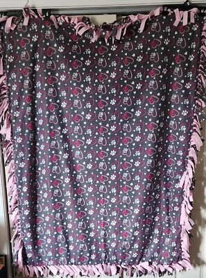 Hand Made No Sew Fleece Blanket - Image 1 of 3