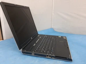HP Pavilion ZE2000 AMD 1.8GHz 512MB - No HDD - Boot to bio - Picture 1 of 5