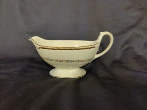 Homer Laughlin Georgian Eggshell Replacement Gravy Boat, #G3388 - PRE-OWNED  - Picture 1 of 14