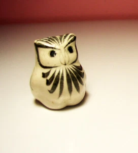 Vintage Ceramic Miniature Owl Hand Painted Nice Floral Design 1.7/4" from Mexico - Picture 1 of 3