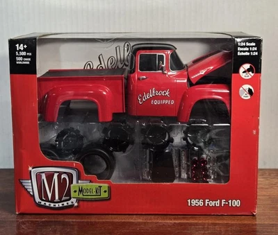 Máquinas M2 1956 Ford F-100 1:24 Modelo Kit Ground Pounders Edelbrock Equipado Foto 1 de 4