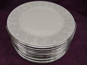 Set 12 piatti porcellana LENOX Snow Lily 10,75" bordo platino - Foto 1 di 5