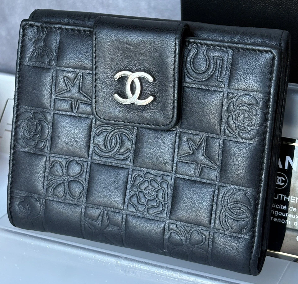 Chanel Icon Line Wallet – Vintage Black Lambskin CC Logo Embossed UK SELLER - Image 1 of 4