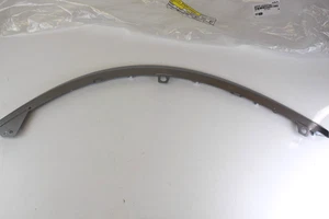 Kia 86378-R0000FMC Moldura Superior Izquierda Carnaval 22-24 - Imagen 1 de 5