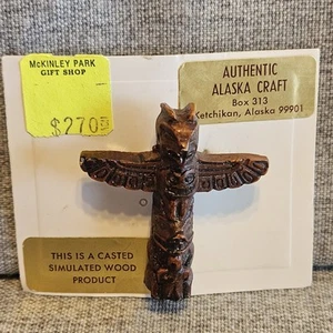 Wood Look  Totem Pole Brooch Pin  Vtg Alaskan  Craft - Picture 1 of 4