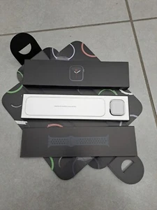 Apple Watch Series 6 Nike 40mm Gps+Cel Grigio Siderale Alluminio - Foto 1 di 13