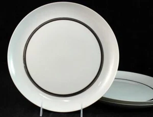 Block Platino Group of 3 Dinner Plates - Picture 1 of 3