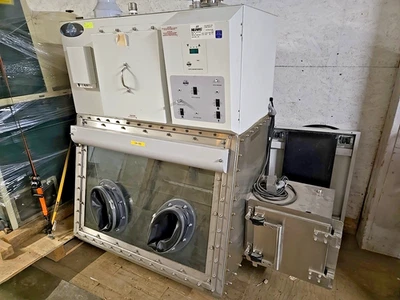 Nuaire NU-S704-300 Isolator Glovebox Glove Box Lab Fume Hood TESTED  CLASS III - Image 1 of 4