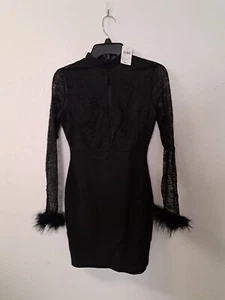 NWT Windsor Black Long Sleeve Lace Keyhole Dress Size Small - Picture 1 of 7