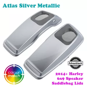 Atlas Silver Metallic Saddlebag 6x9 Speaker Lids for Harley Road Glide 14+ - Foto 1 di 8