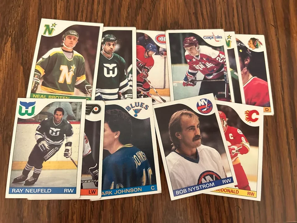 1985-86 TOPPS HOCKEY -  YOU PICK - Image 1 of 1