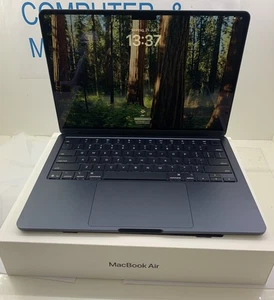 MacBook Air 13 A3240 M4 Chip 10C-CPU/ 10C-GPU 24GB DDR 1TB SSD Neuwertig - Afbeelding 1 van 3