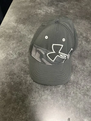 Under Armour Hat Cap Youth Boys Fitted Size Small-Medium Athletic Sports Outdoor - Image 1 of 4