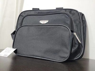 Travelers Club 14” Bolsa de Embarque + Juego de Kit Utilitario de 10”, Combo de Equipaje de Viaje Foto 1 de 4